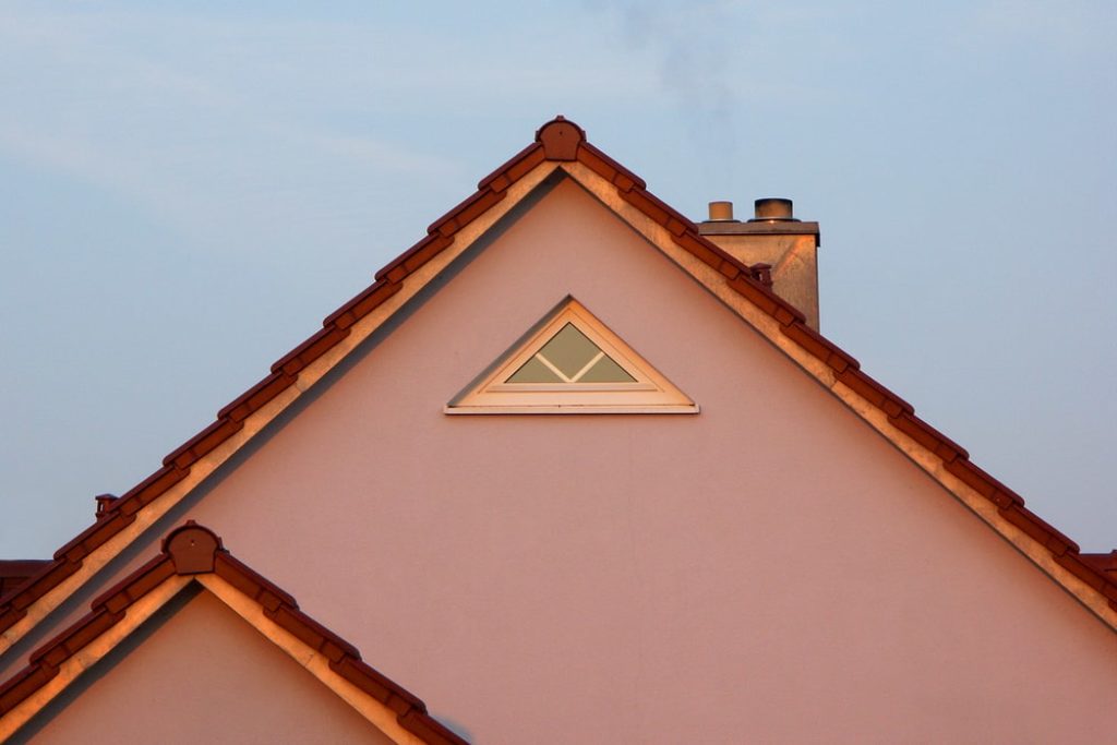 Fenêtre triangulaire